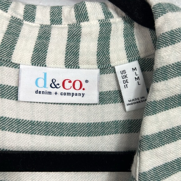 Denim & Co Textured Woven Peplum Stripe Long Sleeve Shirt Medium - Picture 3 of 7